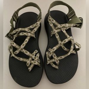 Women’s size 9 Chaco’s ZX/2 Classic Sandal